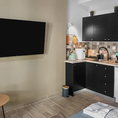 Apartment Cozy For 2 Persons Sygrou-fix Metro